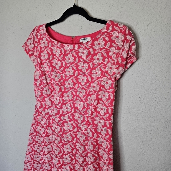 Old Navy Pink Floral Lace Overlay Midi‎ Sheath Dress Size 4 - Picture 4 of 11